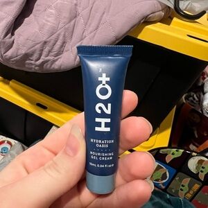 💙5 for 25 H2O+ Hydration Oasis Gel Cream